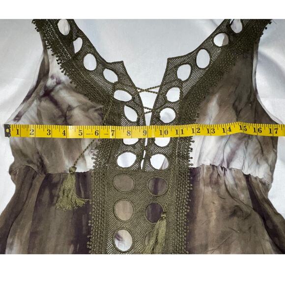 Venus Hi-Low Tie-Dye & Lace Dress - Women's Size‎ M -  Tiered, Flowy Boho Style - Picture 6 of 10